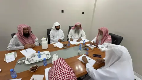 صورة 3 من مجلس إدارة جمعية الدعوة بالملحاء يعقد اجتماعه رقم (121)